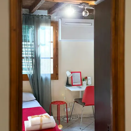 Cantuccio Nel Cuore Di Florence